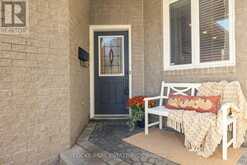 2174 SATURN CRESCENT | Ottawa Ontario | Slide Image Four
