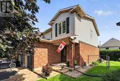 140 MONTANA WAY | Ottawa Ontario | Slide Image Two