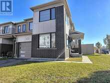 591 CATLEAF ROW | Ottawa Ontario | Slide Image Three