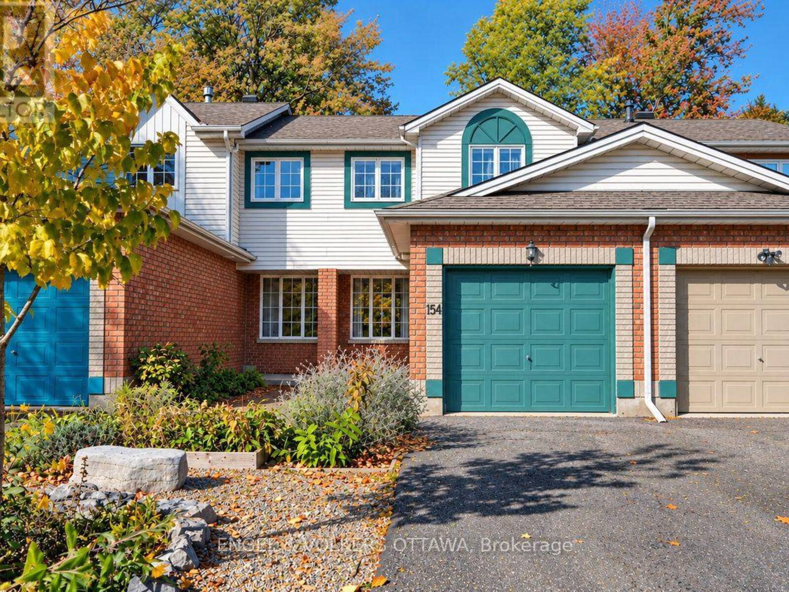 154 COLLEGE CIRCLE, Ottawa, Ontario K1K 4S1