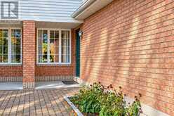 154 COLLEGE CIRCLE | Ottawa Ontario | Slide Image Three