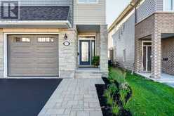 317 KANASHTAGE TERRACE | Ottawa Ontario | Slide Image Two