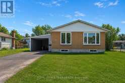 61 HERMAN STREET | Petawawa Ontario | Slide Image One