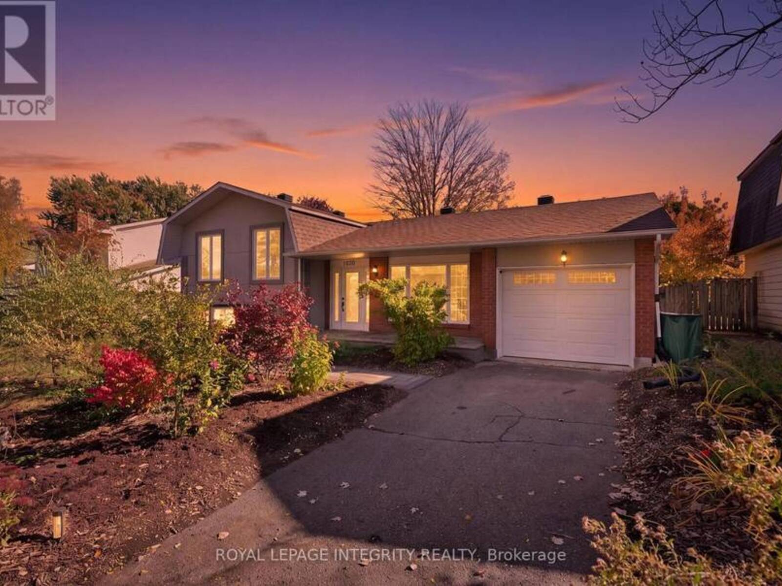 1020 CAHILL DRIVE W, Ottawa, Ontario K1V 9H8