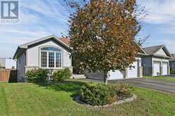 25 WESTERRA WAY N | Kemptville Ontario | Slide Image Three
