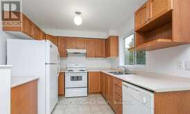 250 GERSHWIN PRIVATE | Ottawa Ontario | Slide Image Five