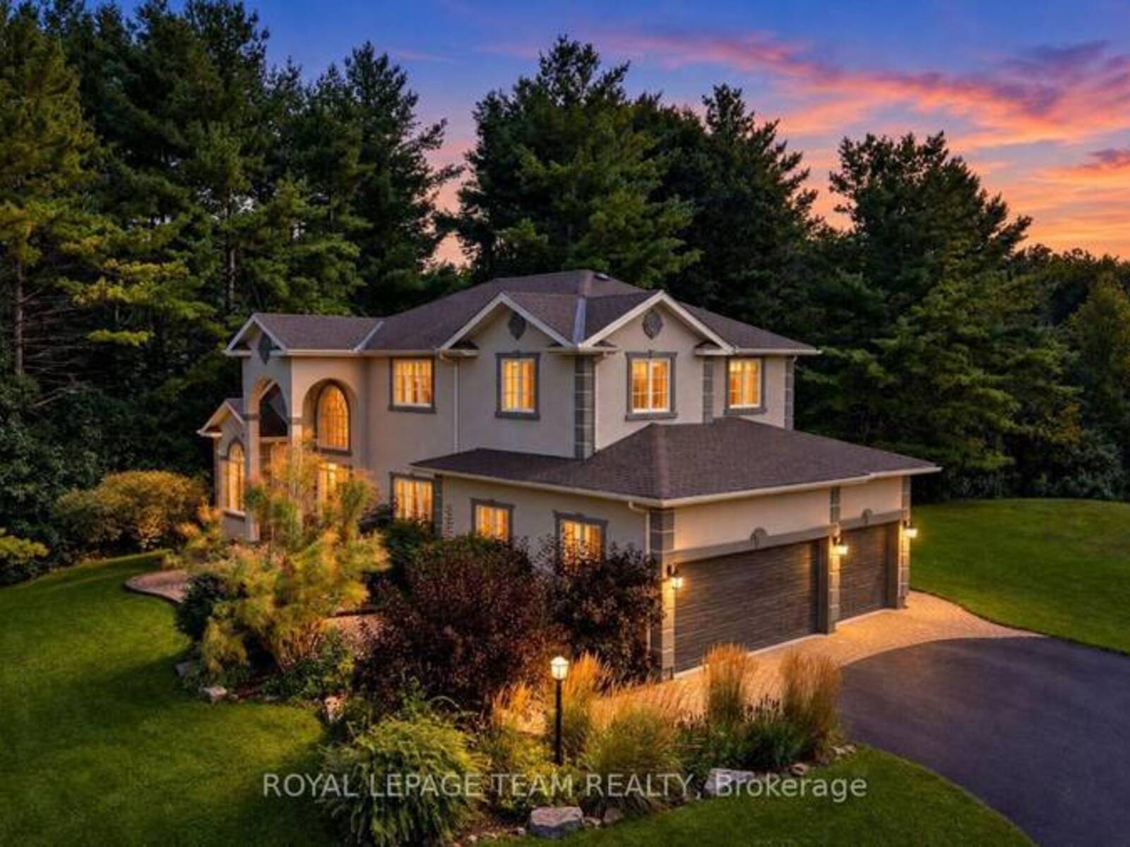 1518 MONAGHAN LANE, Ottawa, Ontario K2W 1B4