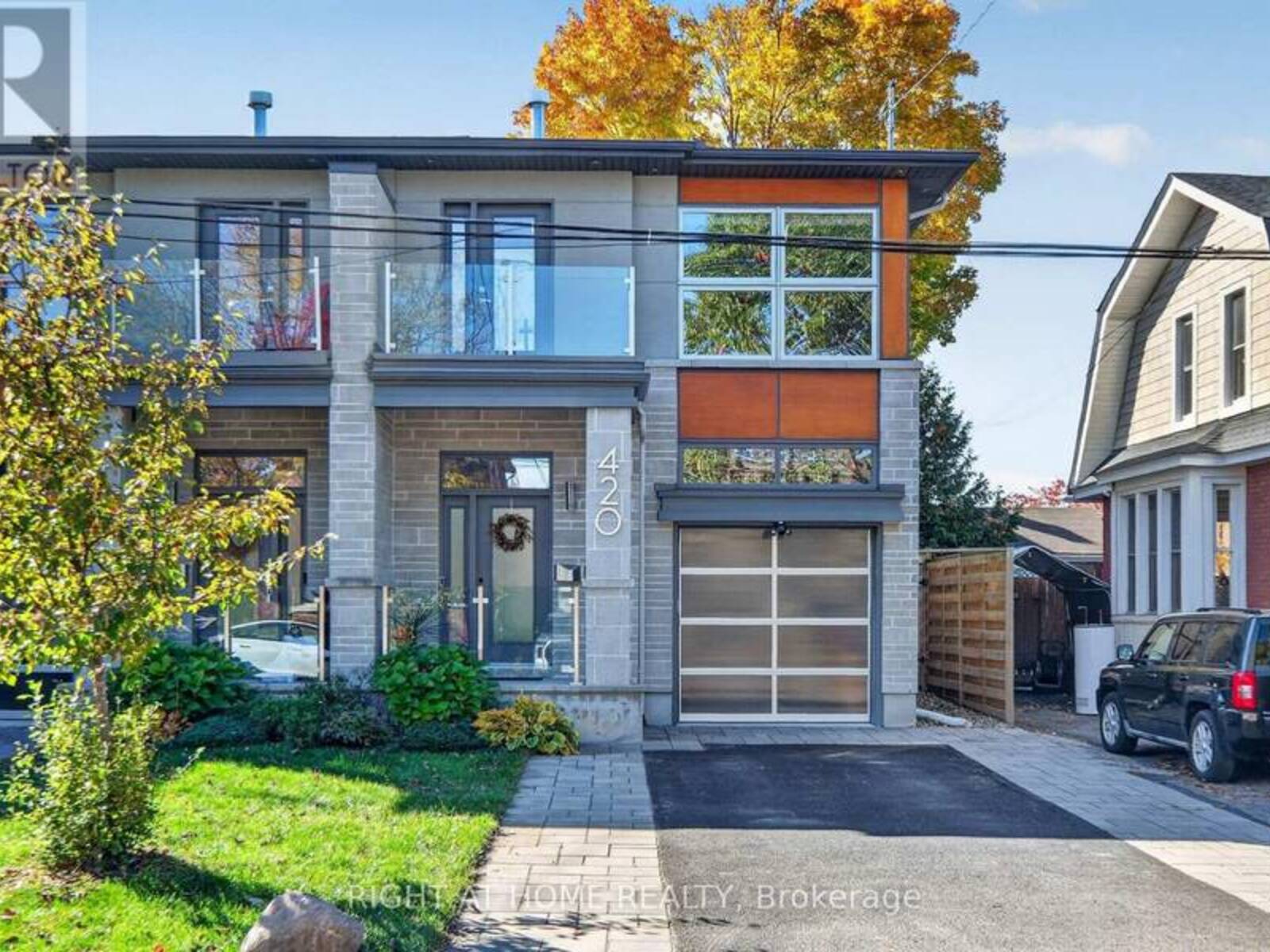 420 ATHLONE AVENUE, Ottawa, Ontario K1Z 5M5