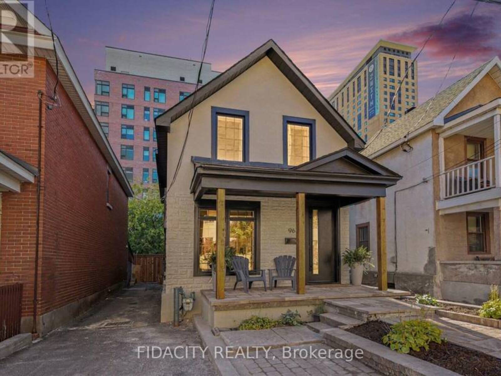 96 BEECH STREET, Ottawa, Ontario K1S 3J8