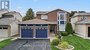 28 MEADOW GLADE GARDENS | Ottawa Ontario | Slide Image Three