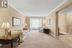 28 MEADOW GLADE GARDENS | Ottawa Ontario | Slide Image Nine