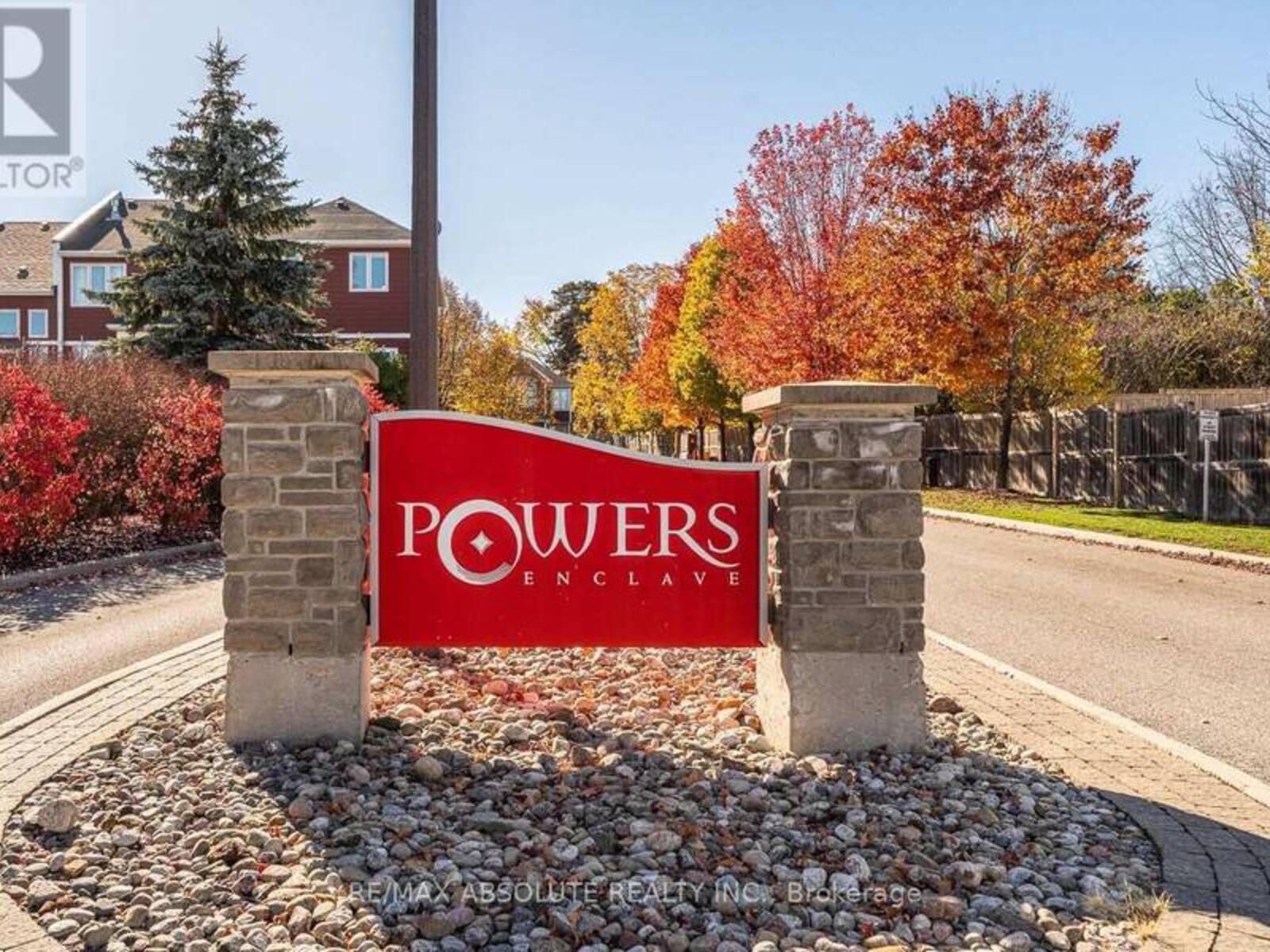 103 EVELYN POWERS PRIVATE, Ottawa, Ontario K2S 0E1