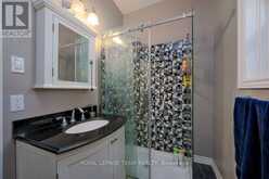 422 DONALD B MUNRO DRIVE | Ottawa Ontario | Slide Image Seventeen
