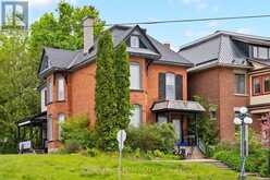 422 DONALD B MUNRO DRIVE | Ottawa Ontario | Slide Image One