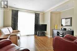886 TROJAN AVENUE | Ottawa Ontario | Slide Image Six