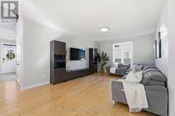 230 DAVE SMITH CRESCENT | Ottawa Ontario | Slide Image Thirteen