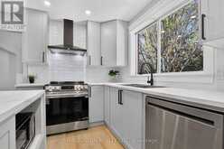 62 TRAILWAY CIRCLE | Ottawa Ontario | Slide Image Ten