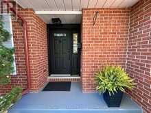 62 TRAILWAY CIRCLE | Ottawa Ontario | Slide Image Five