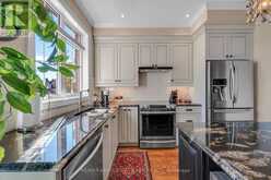38 KINGS LANDING PRIVATE | Ottawa Ontario | Slide Image Seventeen