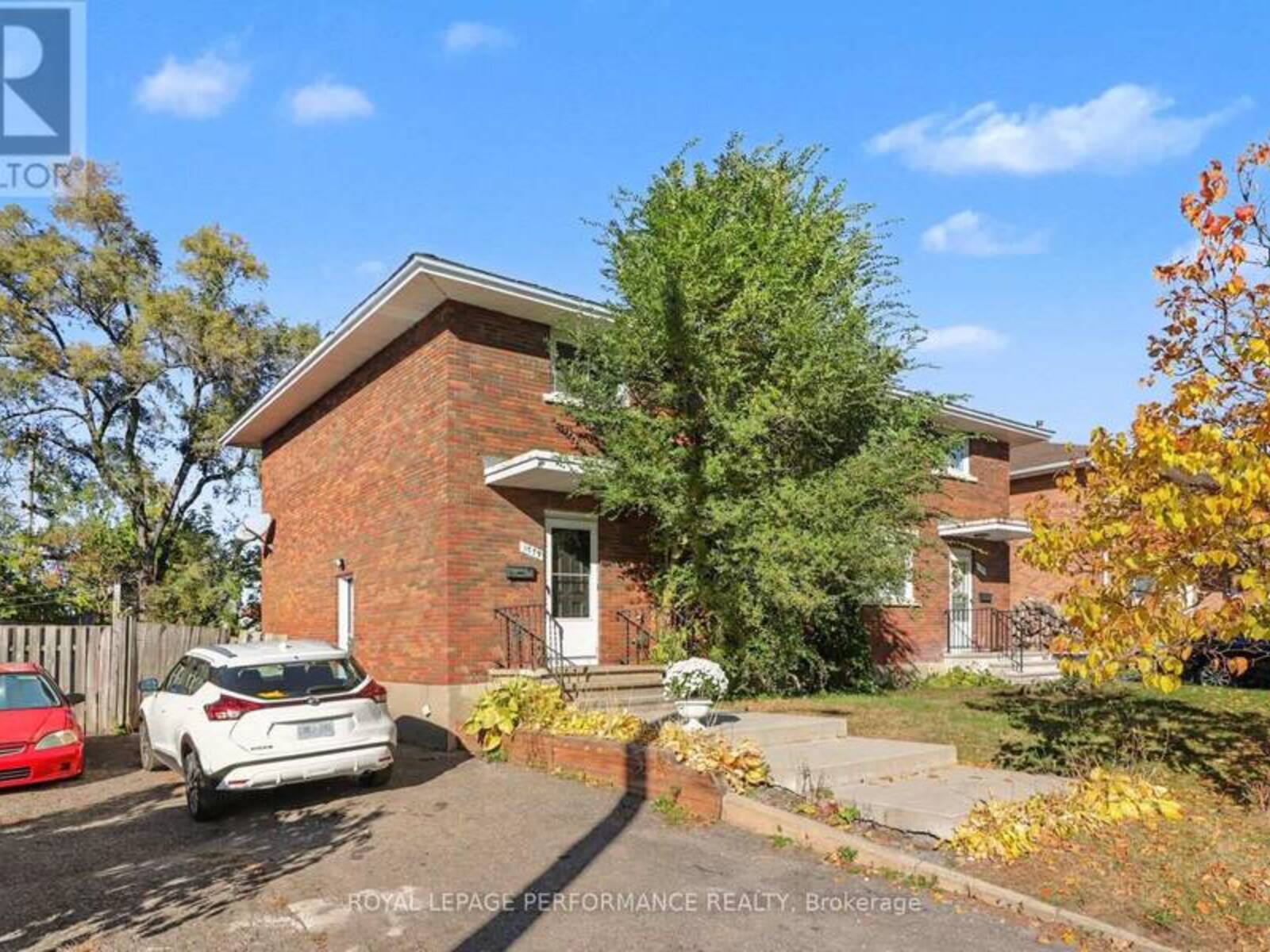 1779 KERR AVENUE, Ottawa, Ontario K2A 1H9