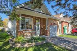 40 ROBERGE CRESCENT | Ottawa Ontario | Slide Image Two