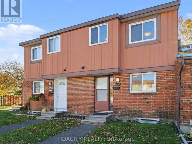39 - 44 FOXFIELD DRIVE Ottawa Ontario, K2J 1P7 - 3 Bedrooms Condo For Sale
