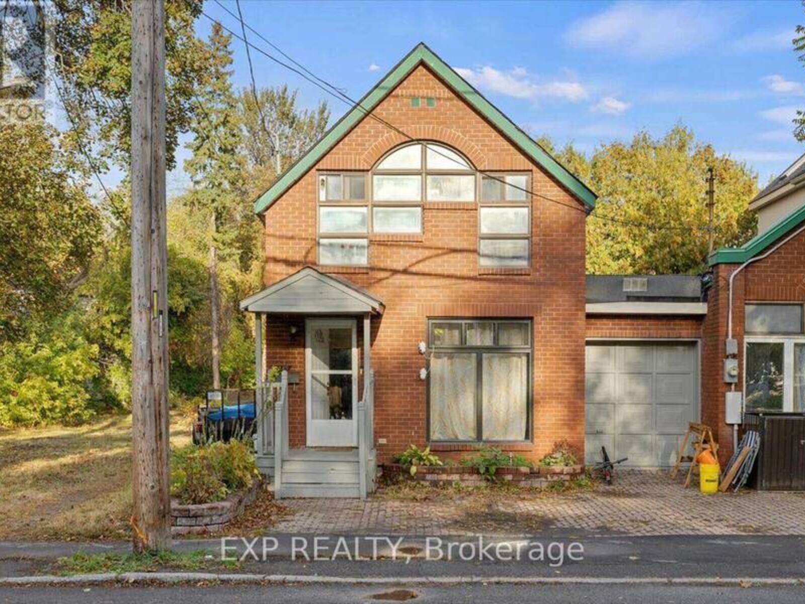 445 HILSON AVENUE, Ottawa, Ontario K1Z 6C2
