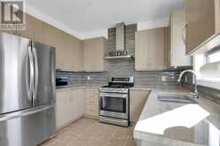 622 SILVER SPRUCE WAY | Ottawa Ontario | Slide Image Eight