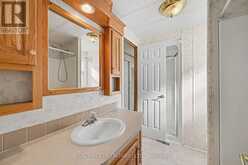 13 DU LAC PRIVATE | Ottawa Ontario | Slide Image Eighteen