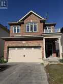52 TAPADERO AVENUE | Ottawa Ontario | Slide Image Four
