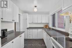 34 - 181 HUNTRIDGE PRIVATE | Ottawa Ontario | Slide Image Nineteen