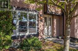 34 - 181 HUNTRIDGE PRIVATE | Ottawa Ontario | Slide Image Three