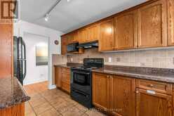 418 COLLEGE STREET | Kingston Ontario | Slide Image Twelve