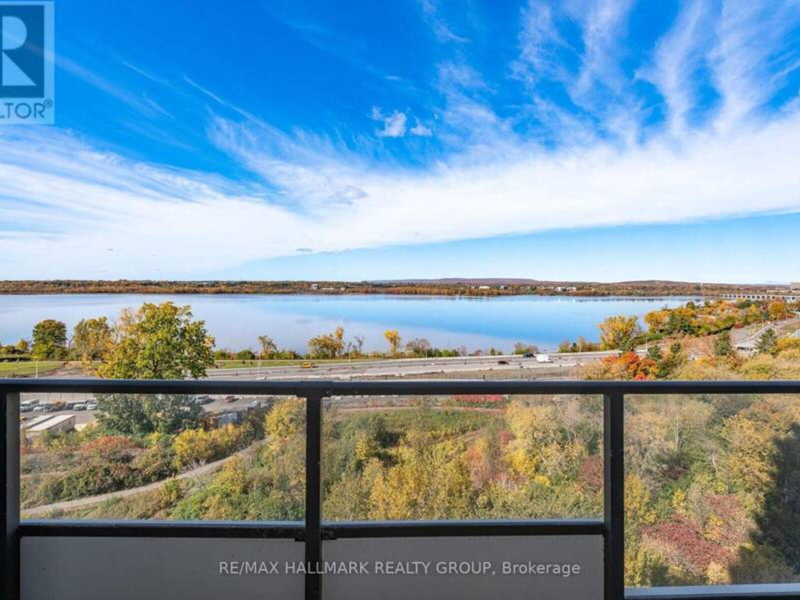 1004 - 485 RICHMOND ROAD, Ottawa, Ontario K2A 3W9