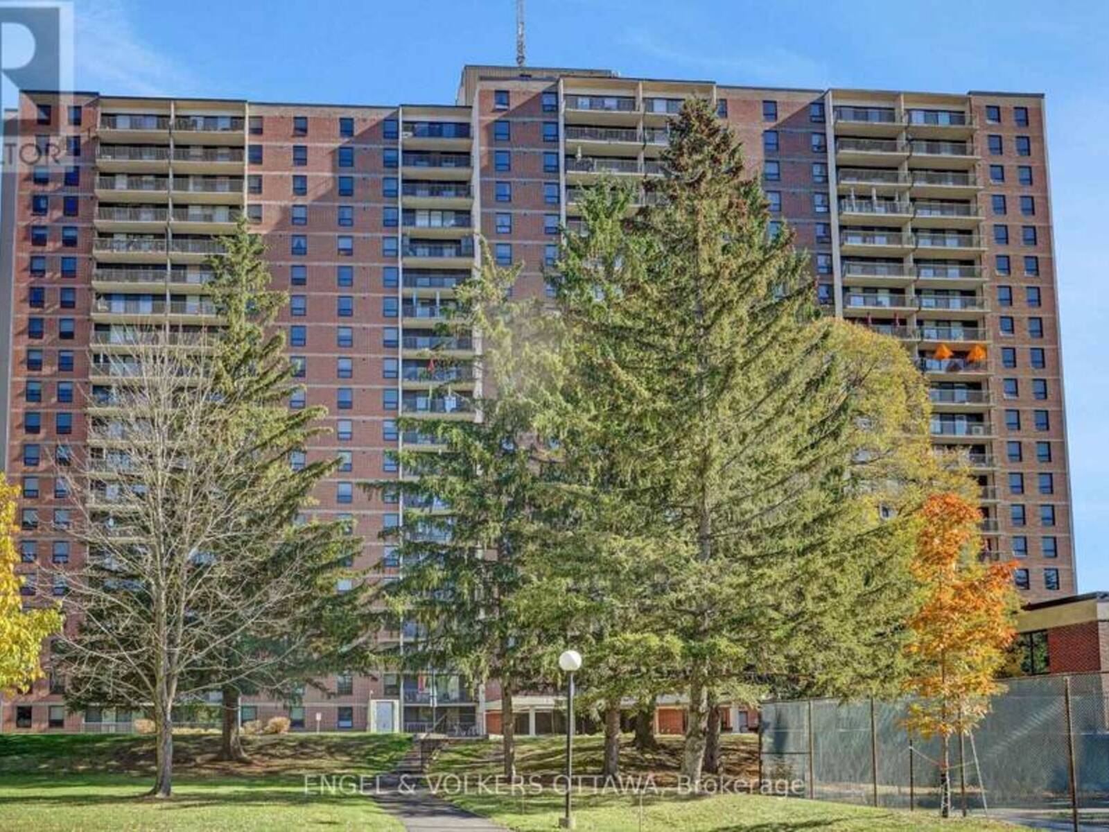 2111 - 665 BATHGATE DRIVE, Ottawa, Ontario K1K 3Y4