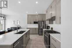 633 MOONFLOWER CRESCENT | Ottawa Ontario | Slide Image Nine