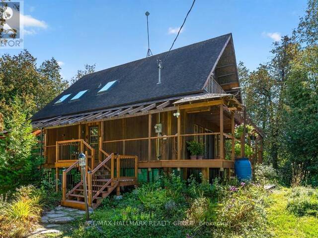 7524 FLEWELLYN ROAD Ottawa Ontario, K2S 1B6 - Property For Sale