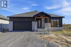 86 TIMBERLINE DRIVE STREET | North Stormont Ontario | Slide Image One