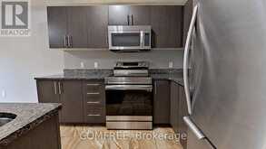 26 DUNDALK PRIVATE | Ottawa Ontario | Slide Image Five
