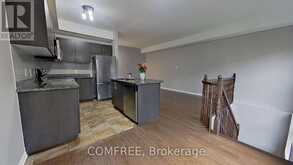 26 DUNDALK PRIVATE | Ottawa Ontario | Slide Image Eight