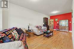 115 HAWKSHAW CRESCENT | Ottawa Ontario | Slide Image Nine