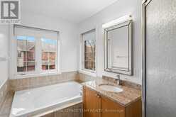407 MEILLEUR PRIVATE | Ottawa Ontario | Slide Image Fifteen