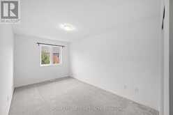 407 MEILLEUR PRIVATE | Ottawa Ontario | Slide Image Seventeen