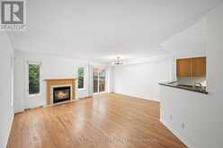 407 MEILLEUR PRIVATE | Ottawa Ontario | Slide Image Nine