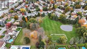 40 HUNTSMAN CRESCENT | Ottawa Ontario | Slide Image Forty-four