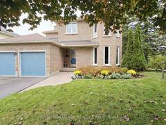 40 HUNTSMAN CRESCENT Ottawa Ontario, K2M 1C4