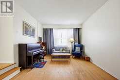 29 SOUTHPARK DRIVE | Ottawa Ontario | Slide Image Eight