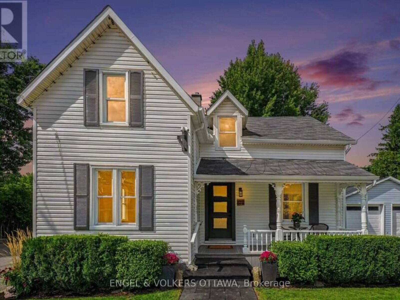 8169 VICTORIA STREET, Ottawa, Ontario K0A 2P0