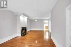 42 COLCHESTER SQUARE | Ottawa Ontario | Slide Image Nine