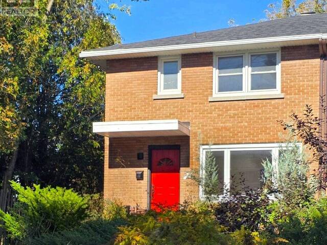 1205 EMPEROR AVENUE Ottawa Ontario, K1Z 8C3 - Property For Sale